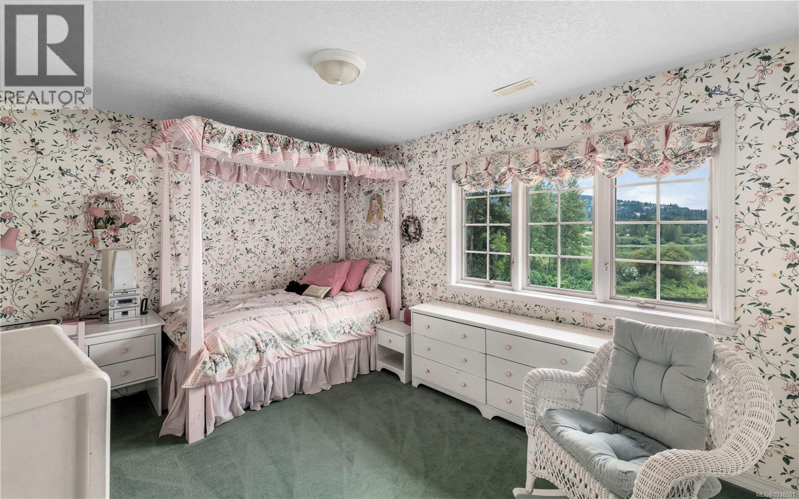1662 Stamps Rd, Duncan
