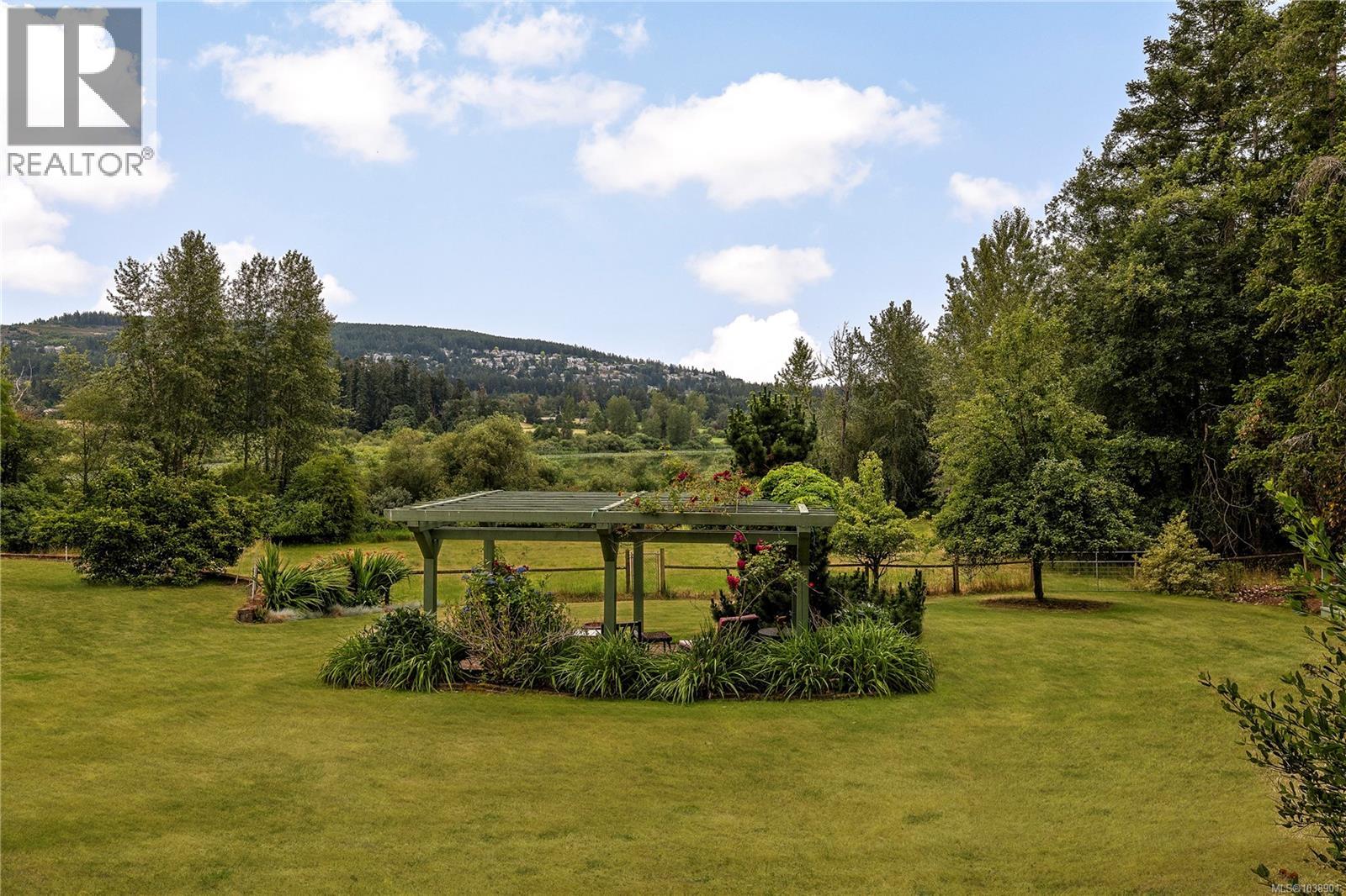 1662 Stamps Rd, Duncan
