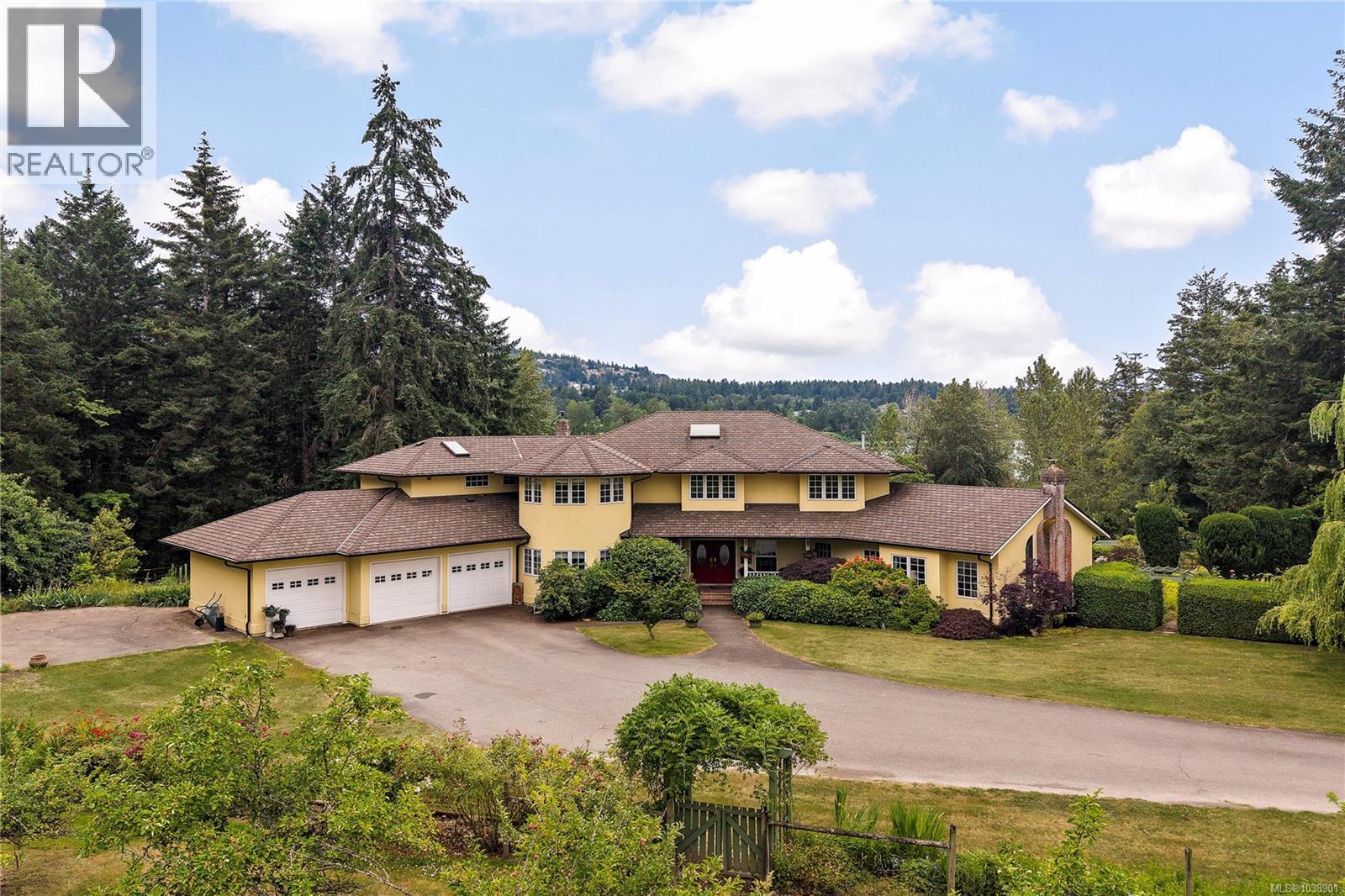1662 Stamps Rd, Duncan