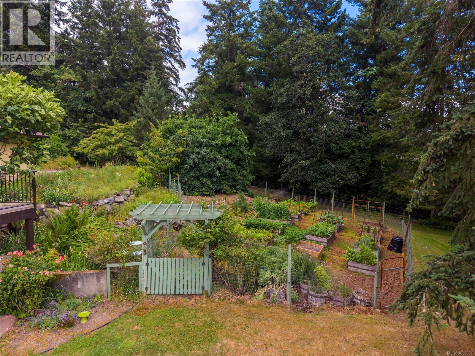 1662 Stamps Rd, Duncan