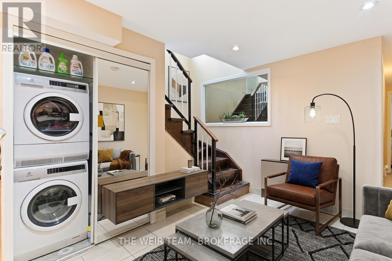 114 DE GRASSI STREET - 31