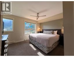 Kitchen - 2049 Summit Drive Unit# 311c, Panorama, BC V0A1T0 Photo 11