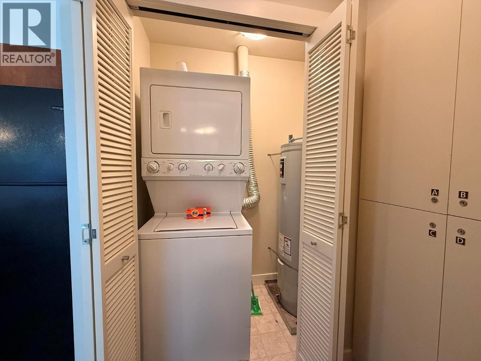 #311C 2049 SUMMIT Drive - Image 26