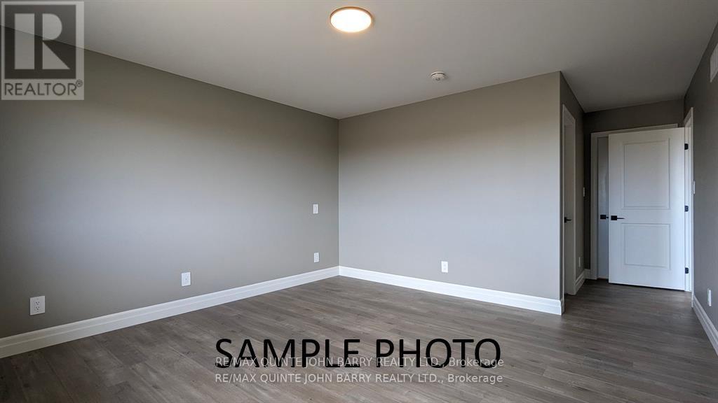 #LOT 8 16 PARKLAND CIRCLE - 17