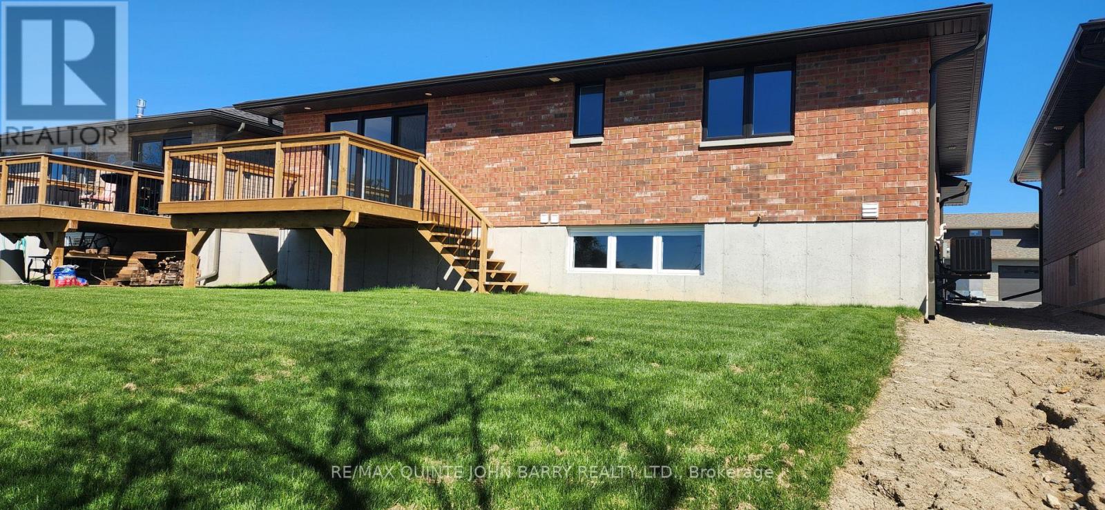 #LOT 4 8 PARKLAND CIRCLE - 30