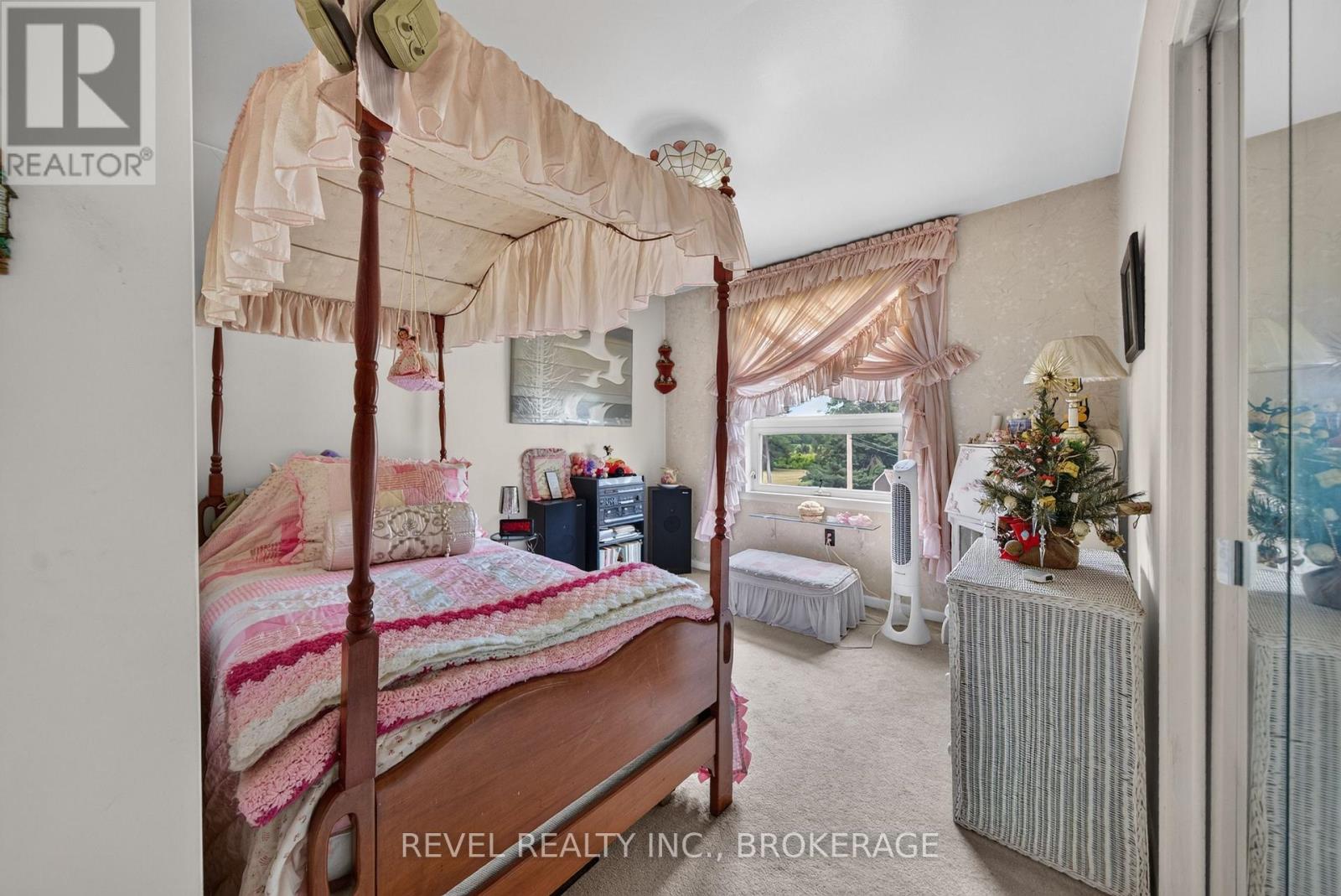 4453 LATIMER ROAD - 23