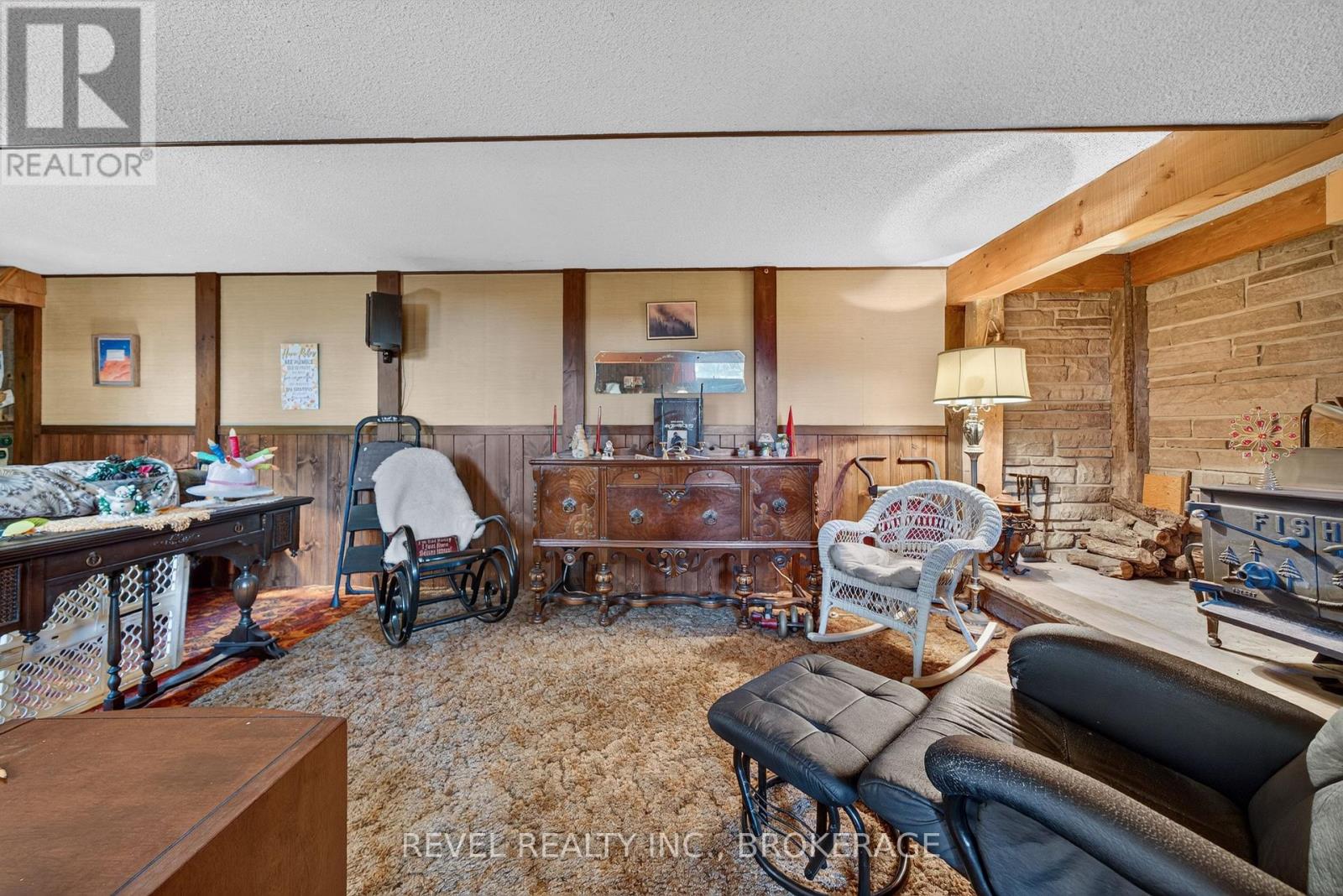 4453 LATIMER ROAD - 32