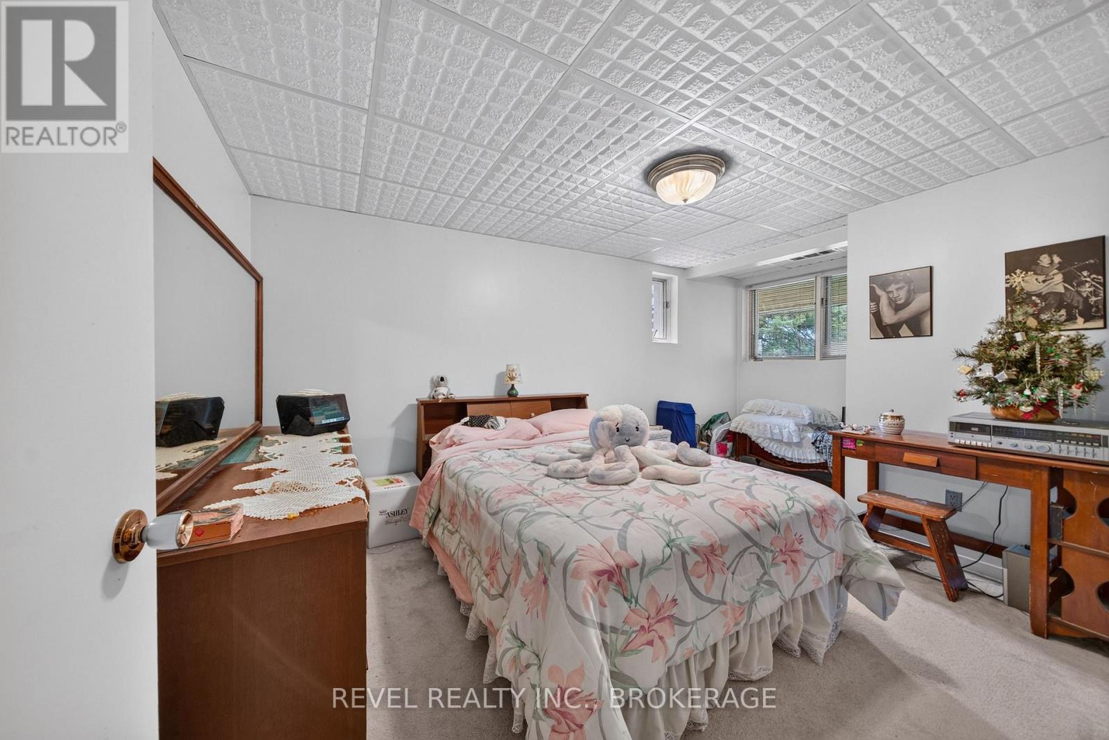 4453 LATIMER ROAD - 40