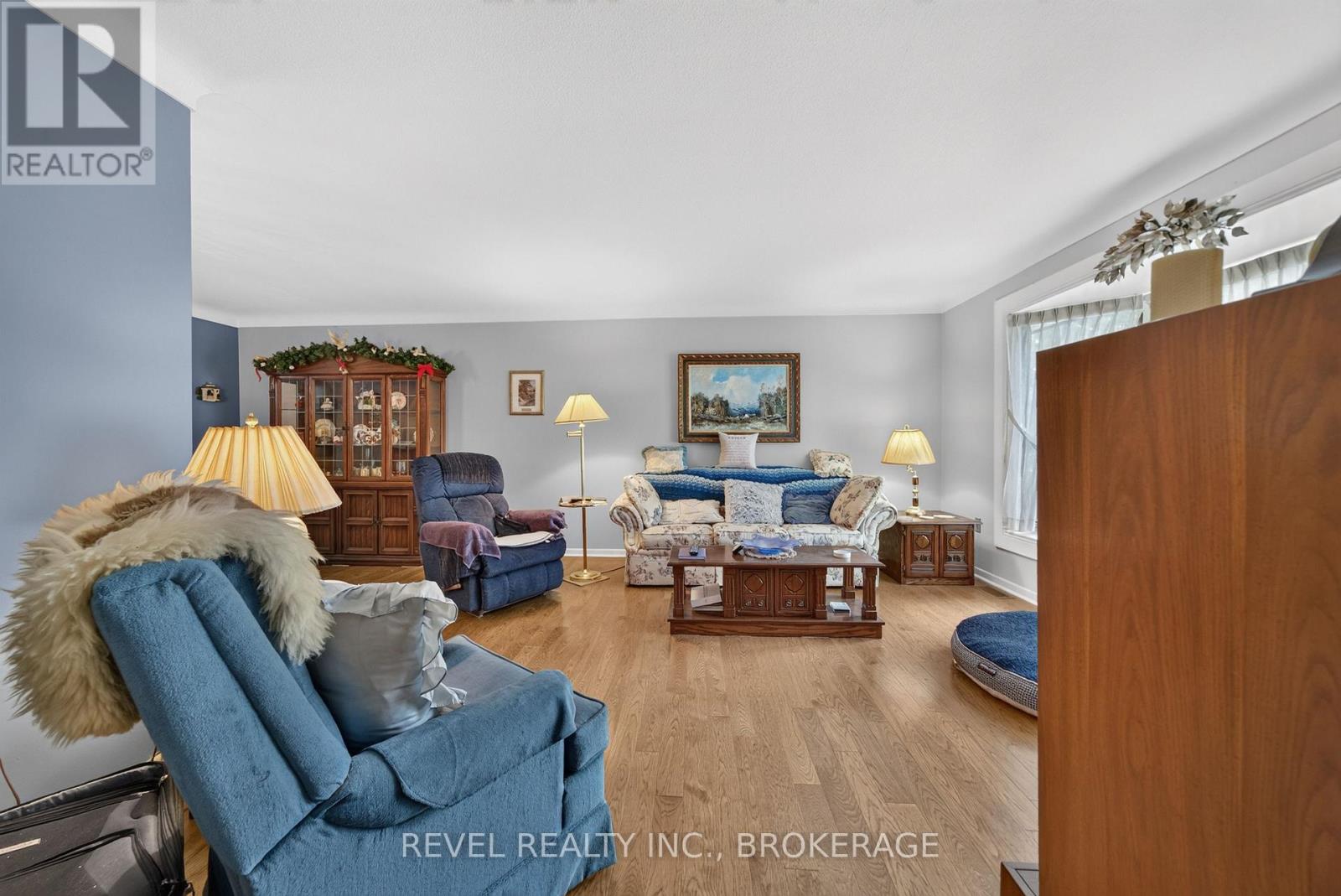 4453 LATIMER ROAD - 6