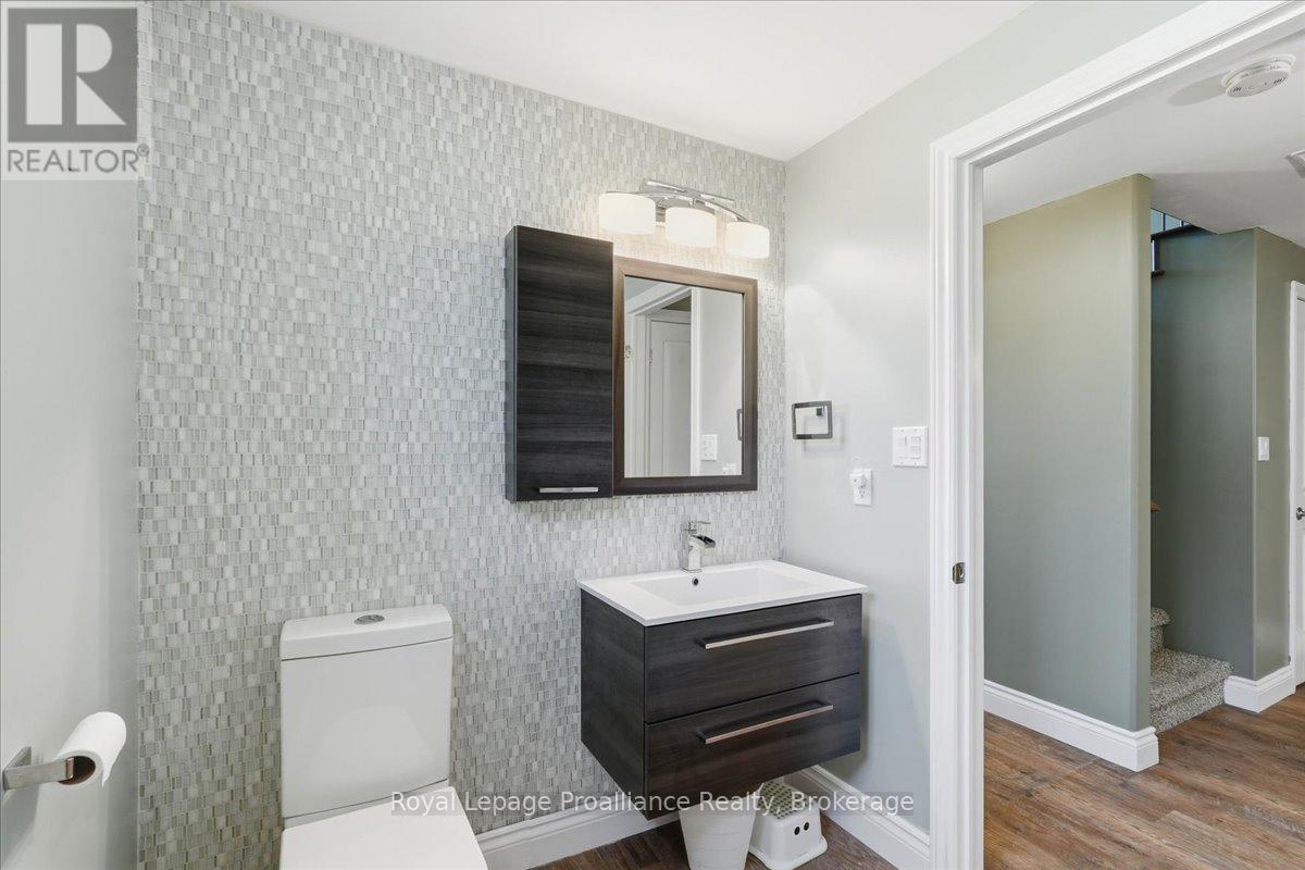13 FREEDOM CRESCENT - 41