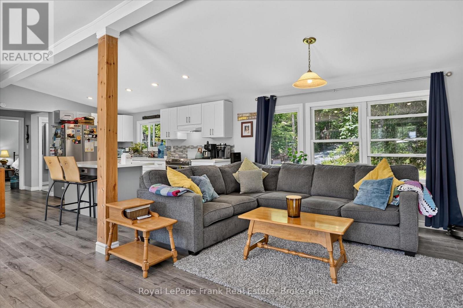 280 EDWINA DRIVE - 19
