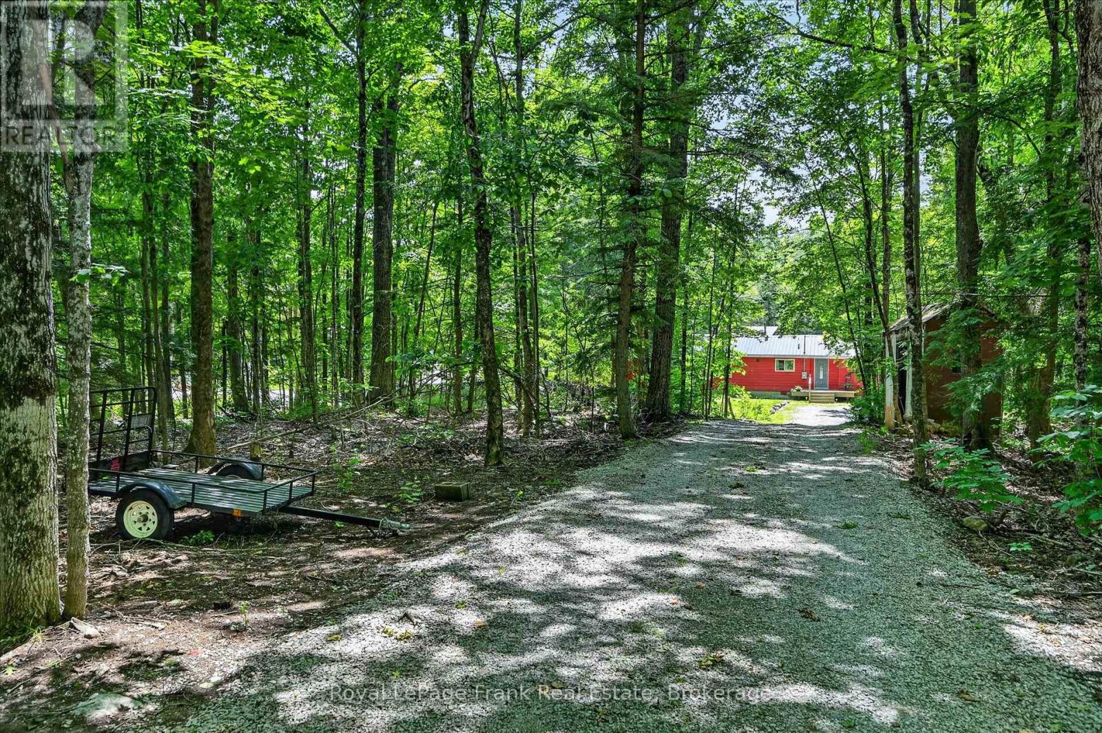 280 EDWINA DRIVE - 39