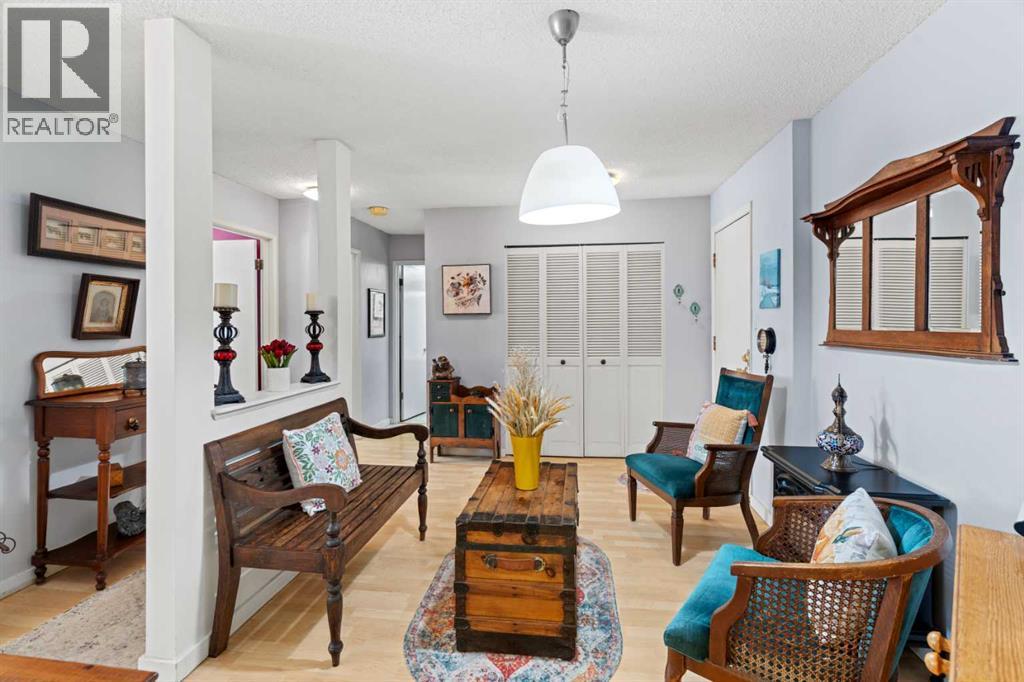 #201 3719C 49 Street NW - 5