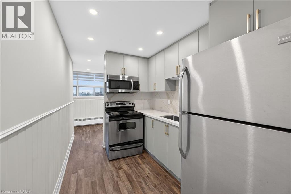 #702 212 KERR Street - 17