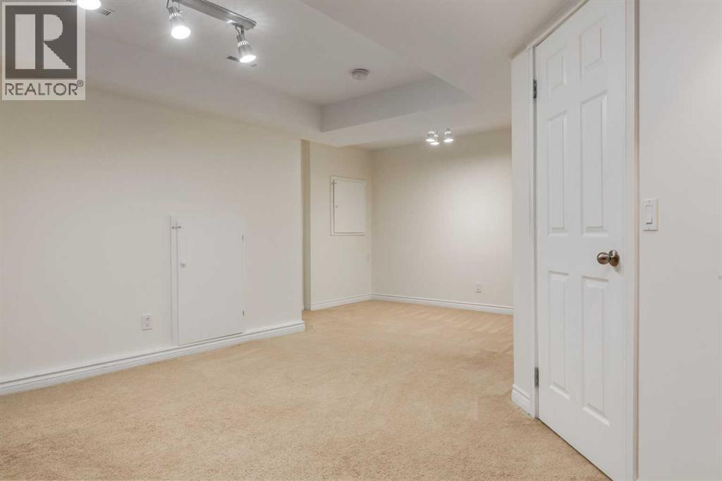 107 9 Street NW - 35