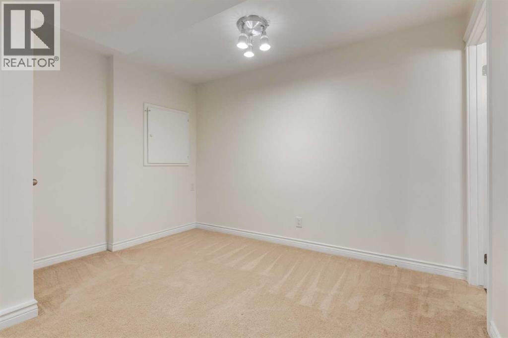 107 9 Street NW - 36