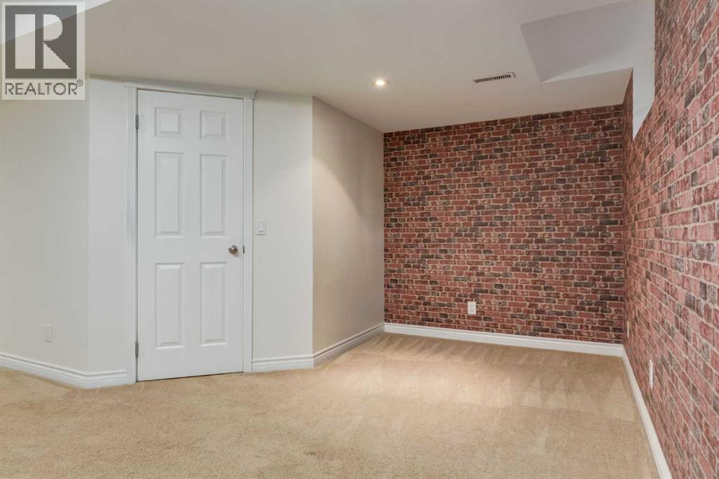 107 9 Street NW - 34