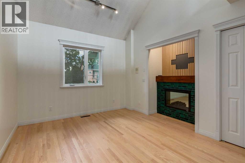 107 9 Street NW - 21