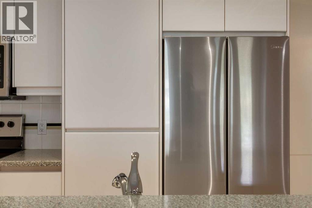 107 9 Street NW - 12