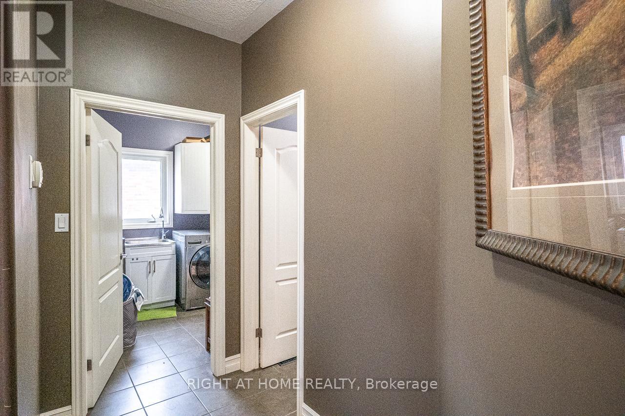 1366 KAINS WOODS TERRACE - 18