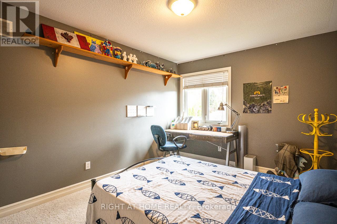 1366 KAINS WOODS TERRACE - 38