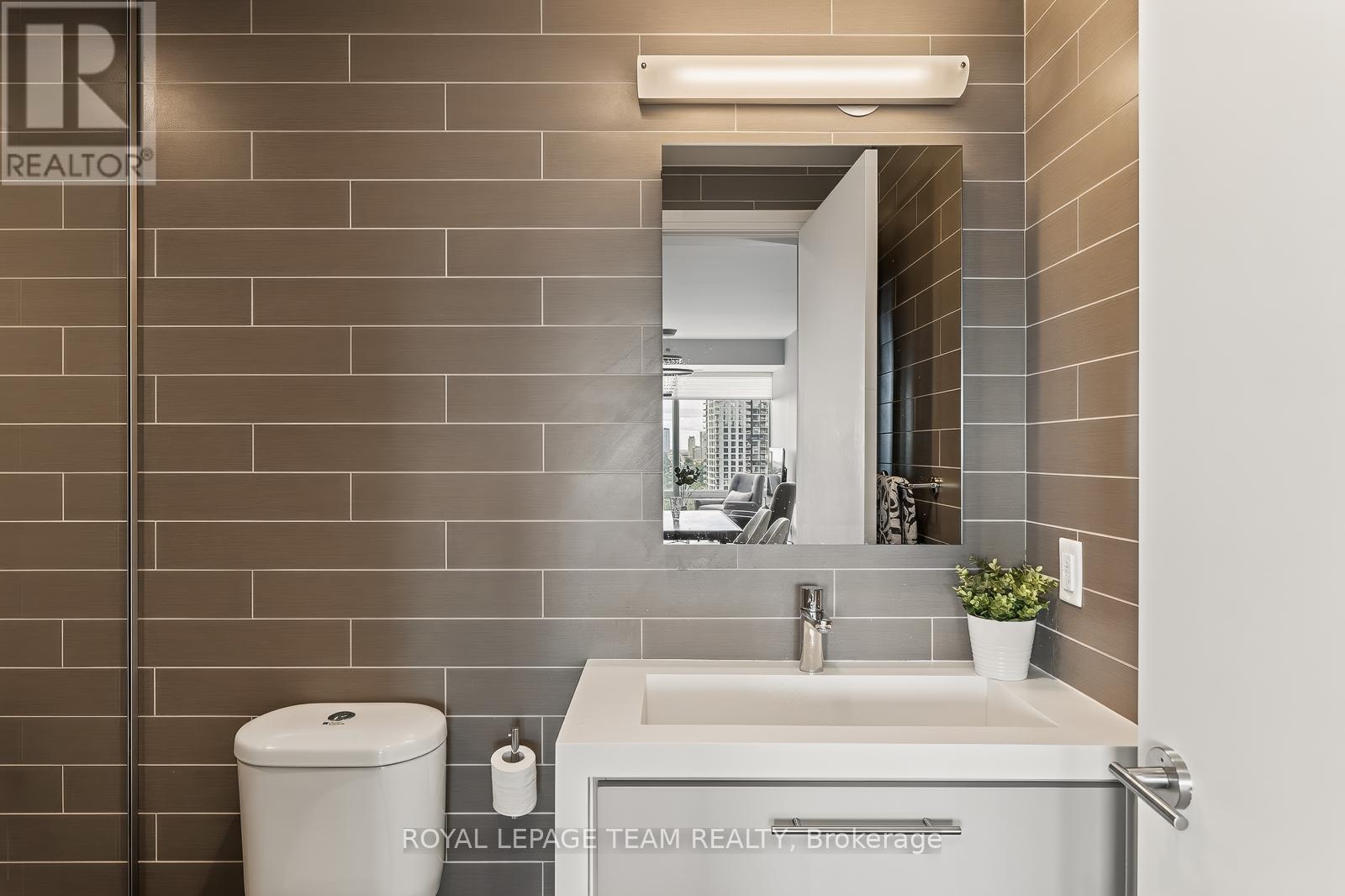 #903 428 SPARKS STREET - 21