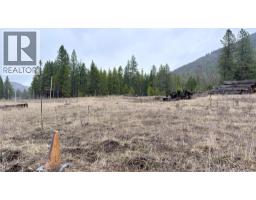 11 Haggen Road, Beaverdell, BC V0H1A0 Photo 11