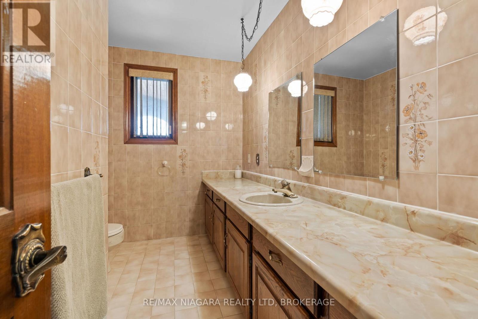 11292 GOLF COURSE ROAD - Image 17