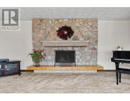 Kitchen - 11292 Golf Course Road, Wainfleet, ON L0S1V0 Photo 8