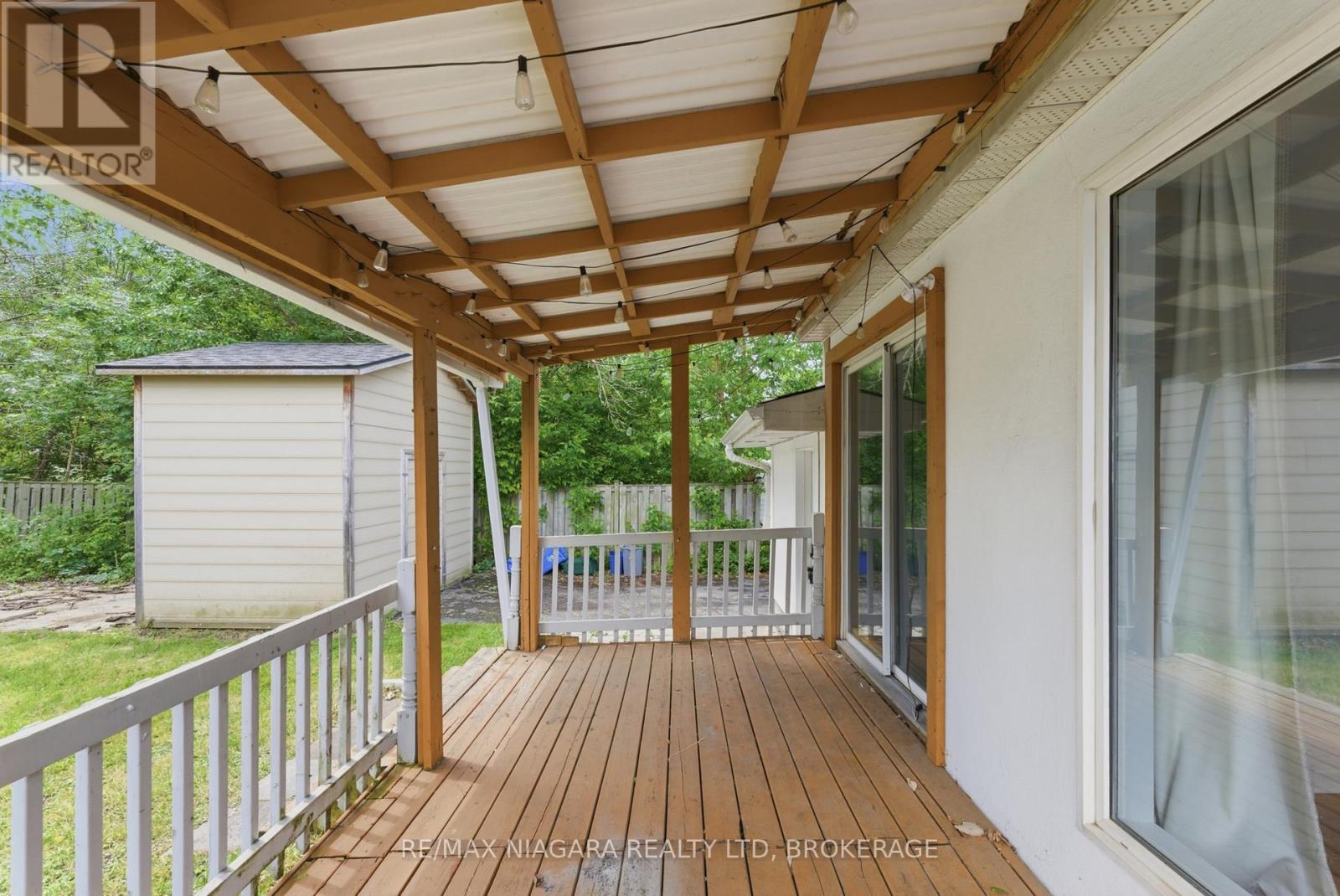 412 WELLAND AVENUE - 24