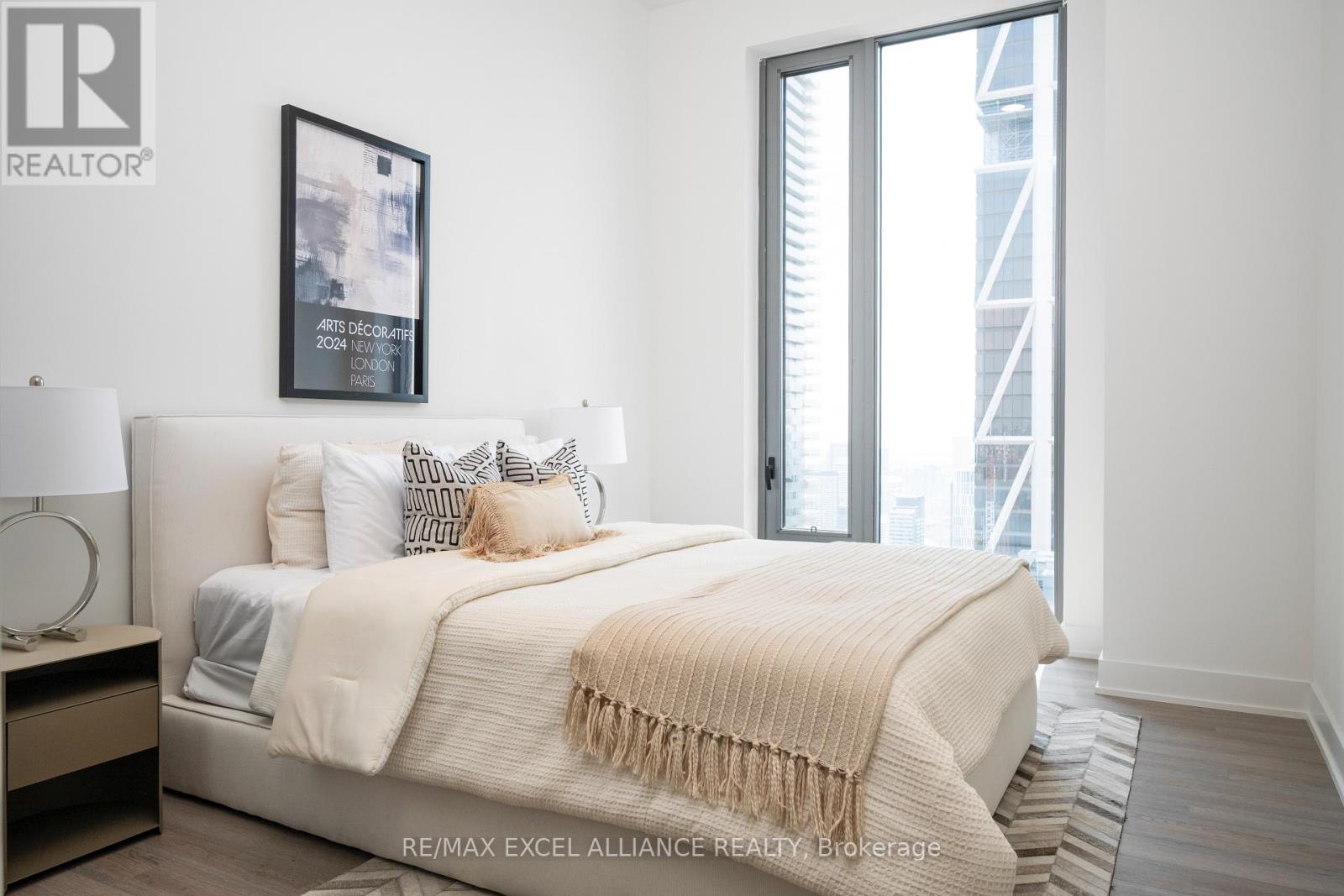 5102- 8 Cumberland Street, Toronto, ON photo 42
