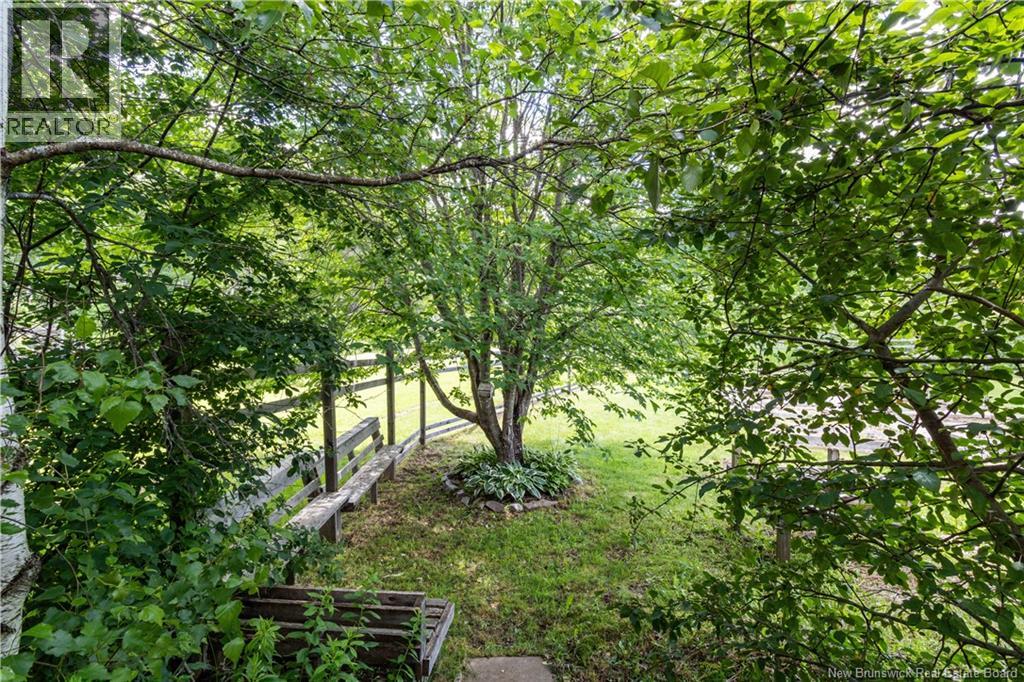 864 Route 875 - Image 36