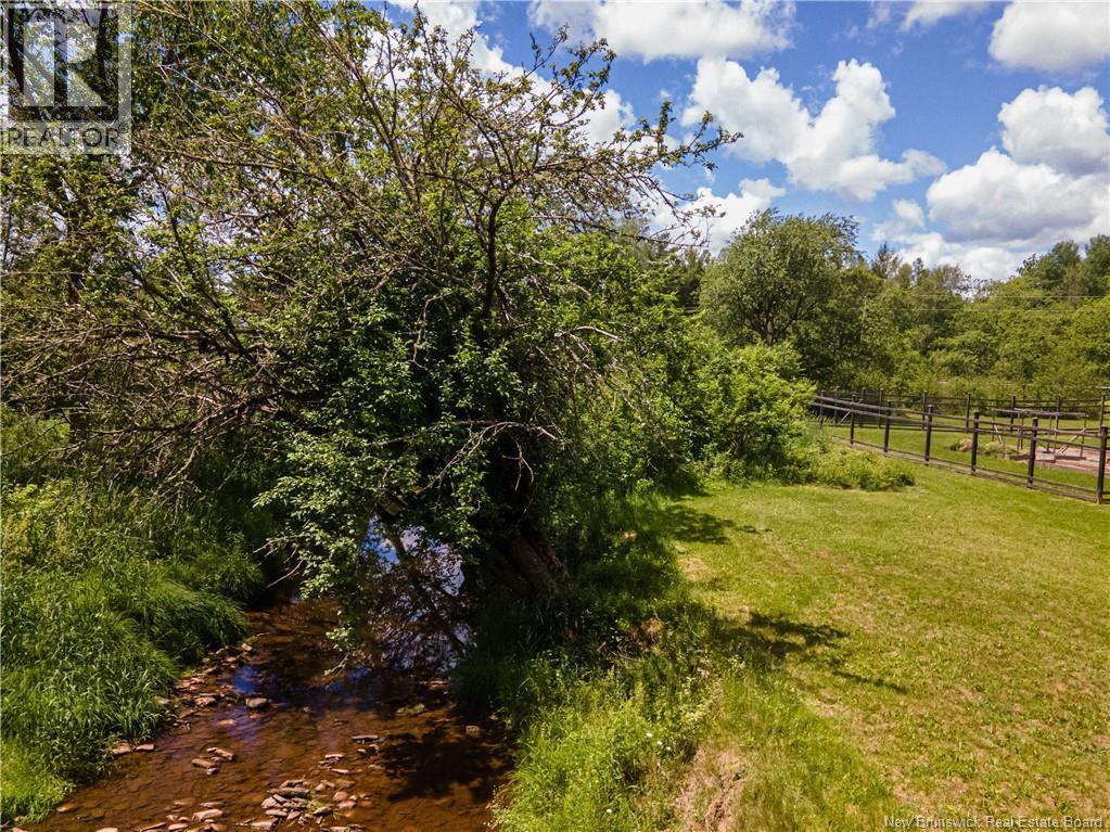 864 Route 875 - Image 44