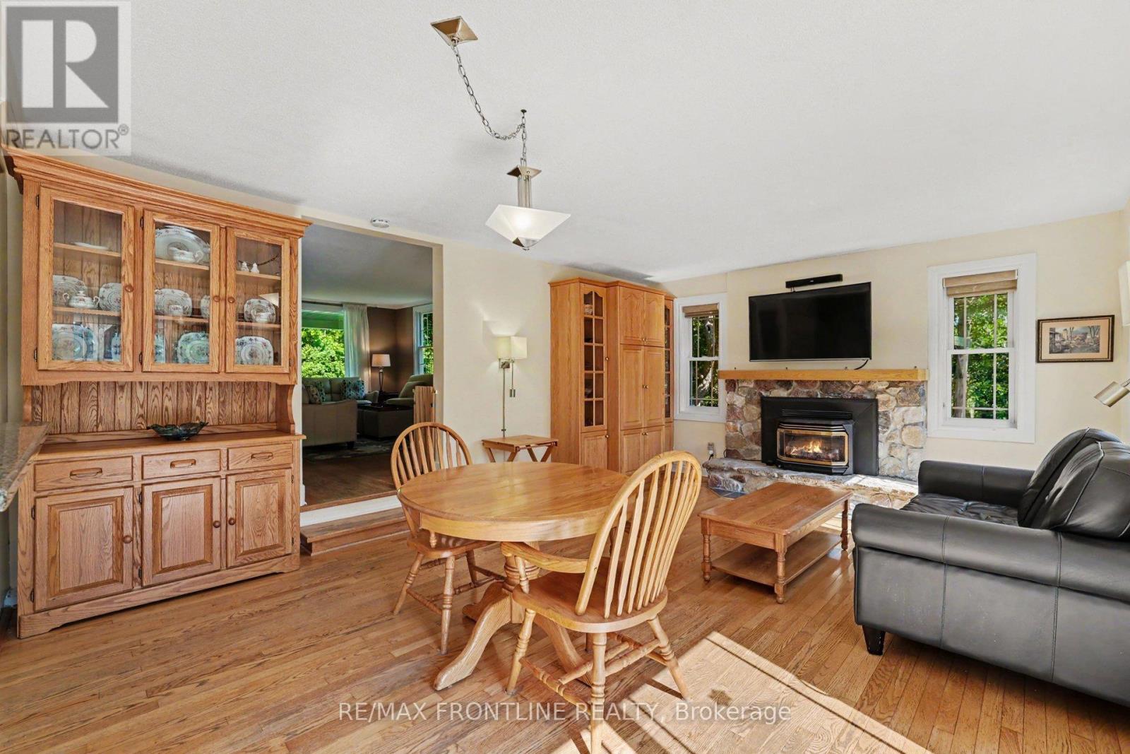 506 GLEN TAY ROAD - 11