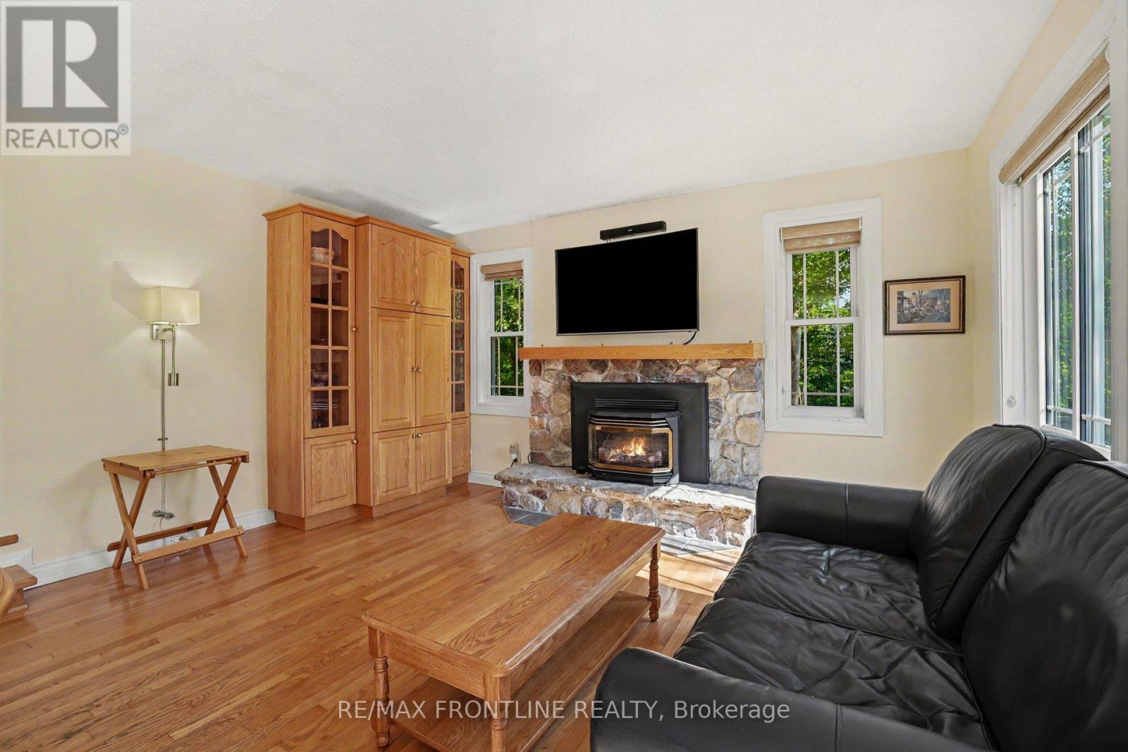 506 GLEN TAY ROAD - 12
