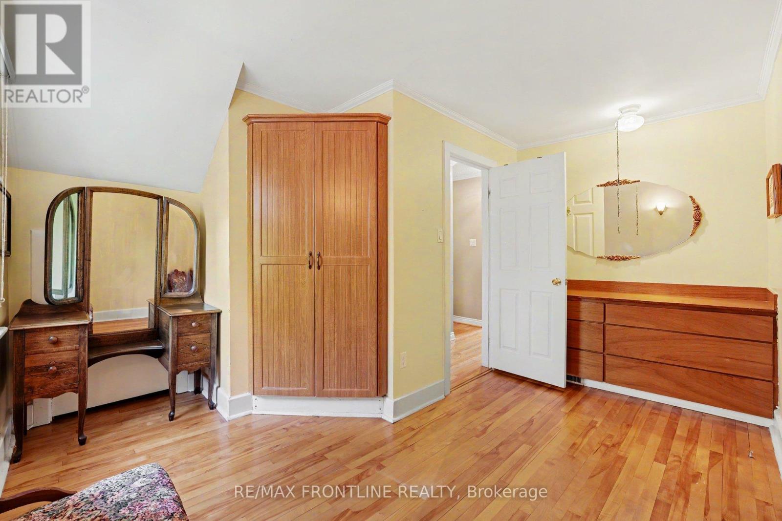506 GLEN TAY ROAD - 34