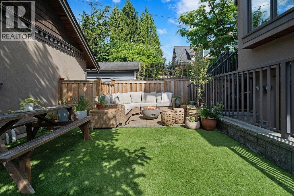 533 E 11TH AVENUE, Vancouver