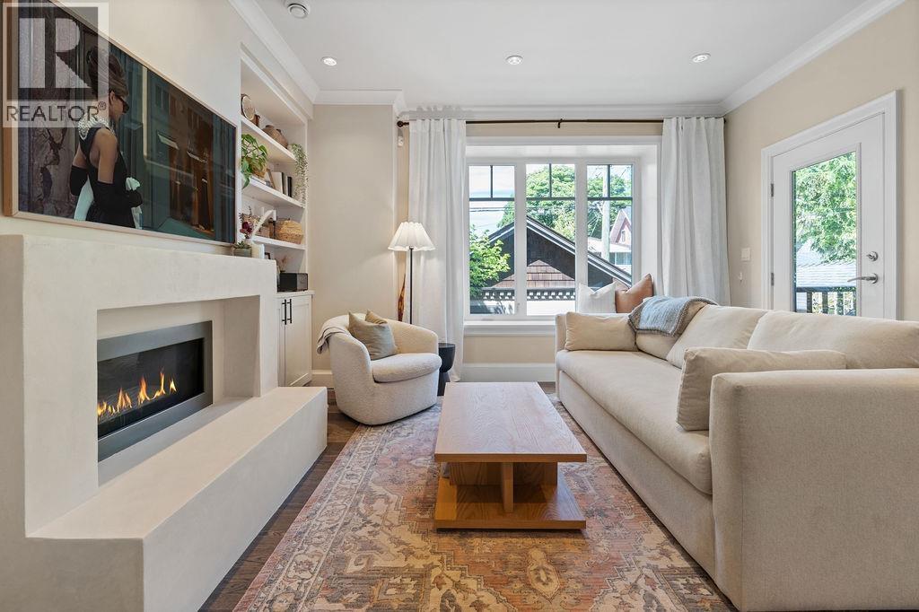 533 E 11TH AVENUE, Vancouver