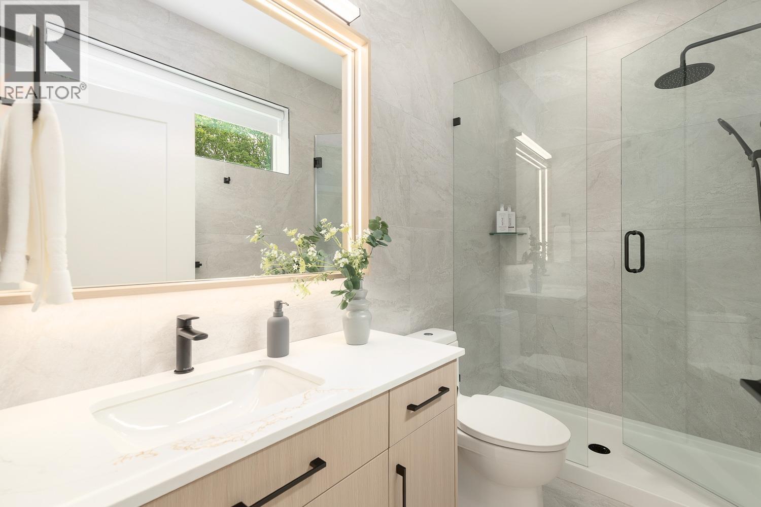 1 3633 TURNER STREET, Vancouver