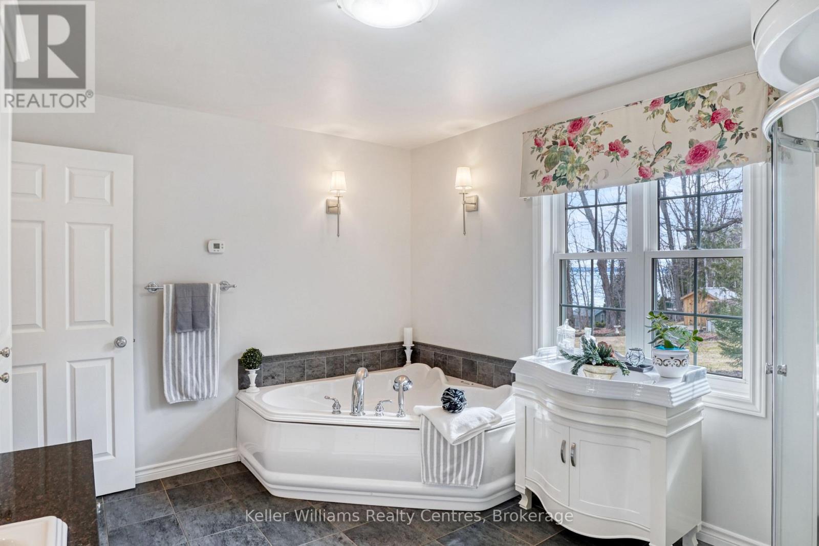 2 2ND AVENUE - 26