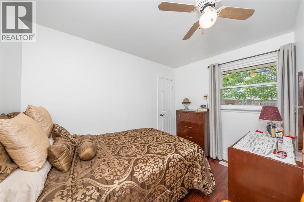 13 CANARY CRESCENT - 19