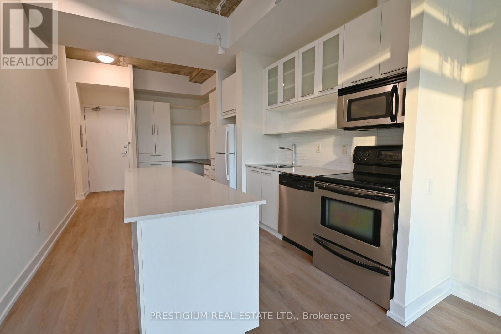 #611 66 PORTLAND STREET - 1