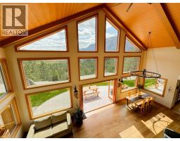 750 395 Highway, Christina Lake, BC V0H1E0 Photo 45