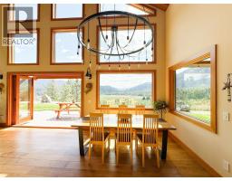 750 395 Highway, Christina Lake, BC V0H1E0 Photo 32
