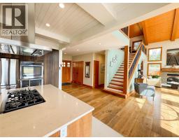 750 395 Highway, Christina Lake, BC V0H1E0 Photo 31