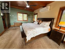 750 395 Highway, Christina Lake, BC V0H1E0 Photo 38
