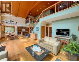 750 395 Highway, Christina Lake, BC V0H1E0 Photo 22