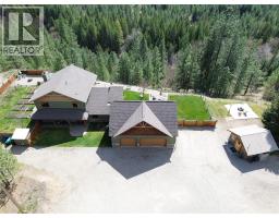 750 395 Highway, Christina Lake, BC V0H1E0 Photo 77