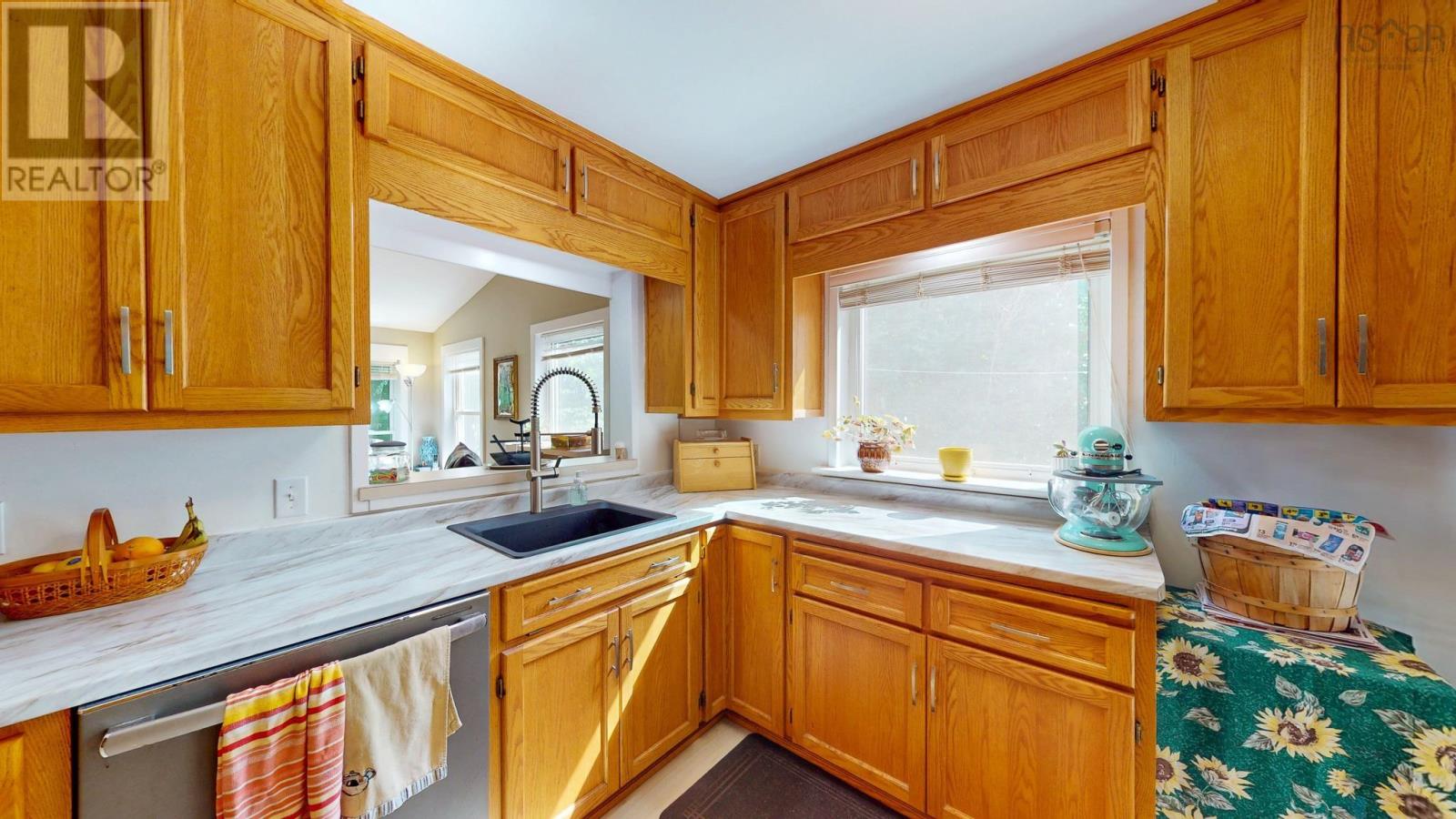 11 Parkview Road - 2