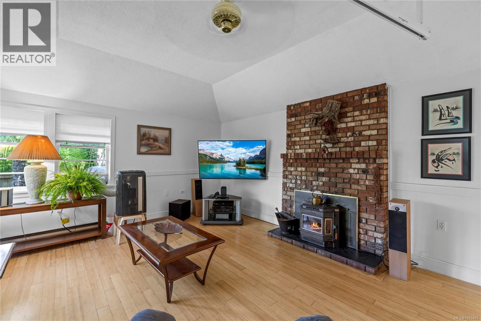 139 Hoylake Rd W - 2